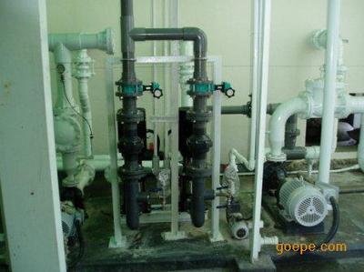 純水系統(tǒng)-反滲透純水設(shè)備,離子交換純水設(shè)備,純水機-用于發(fā)電、電子元器件、化工、日用化工、醫(yī)藥、食品、金屬表面處理等各種行業(yè)-純水系統(tǒng)